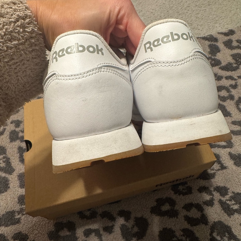 Reebok White Leather Sneakers with Gum Outsole - Picture 4 of 10